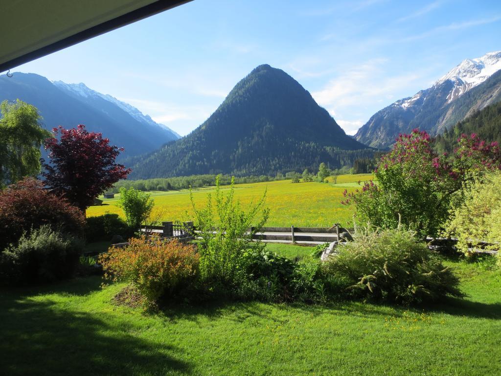 Hotel Gaestehaus Scharler à Neukirchen am Großvenediger Chambre photo